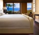 four-seasons-resort-lanai-guestroom-suite.jpg